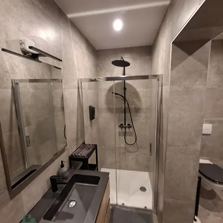 Le Franchet * Ντινάντ